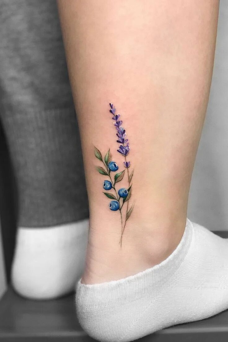 Тату лаванда. Нежные тату для девушек. Тату лаванда на руке. Веточка лаванды. Нежные тату.