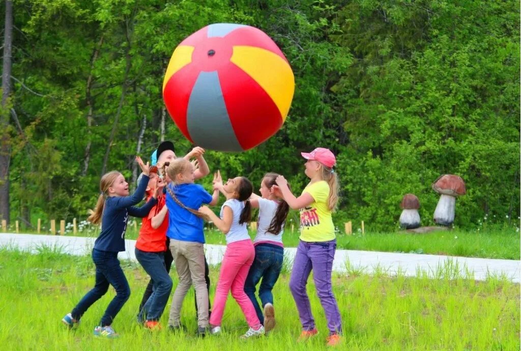 Tourist camp. Туристический лагерь для детей. Тематический детский лагерь. Детский туристический лагерь. Детский лагерь Коми.