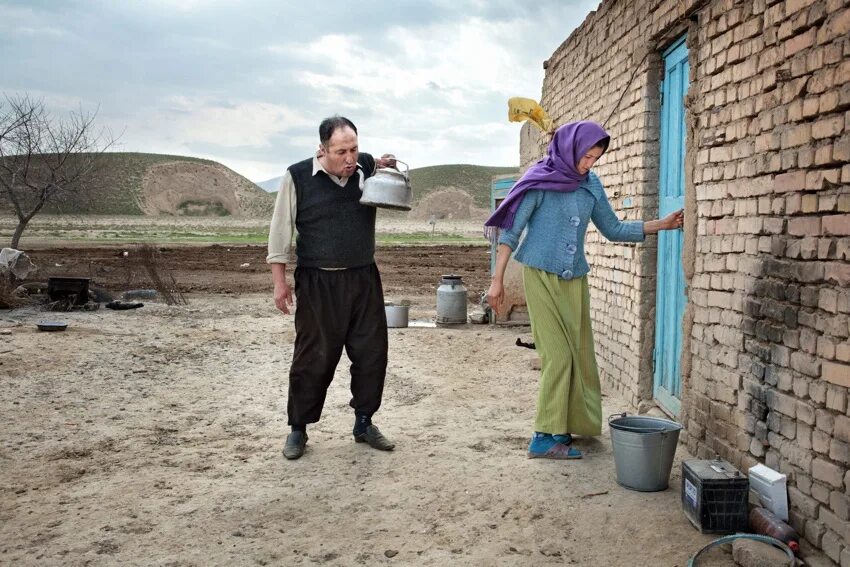 Жизнь в туркменистане. Туркменская деревня. Нищий туркменистан. Туркмения сегодня как живут люди 2023. Кишлак в туркмении.