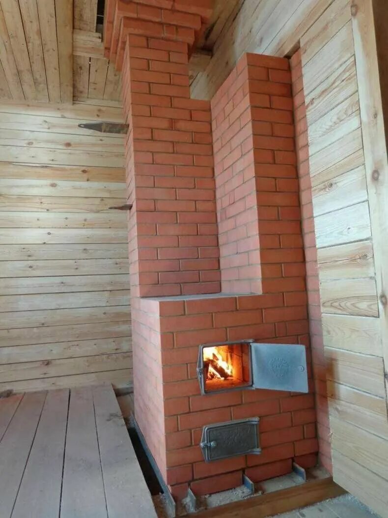 небольшие печки. печь шведка и голландка. печь малая голландка 520х520. отопительно-варочная печь экономка. печь экономка малая кирпичная.