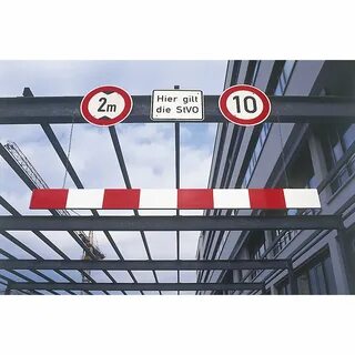 Ограничителями указателями и регистраторами