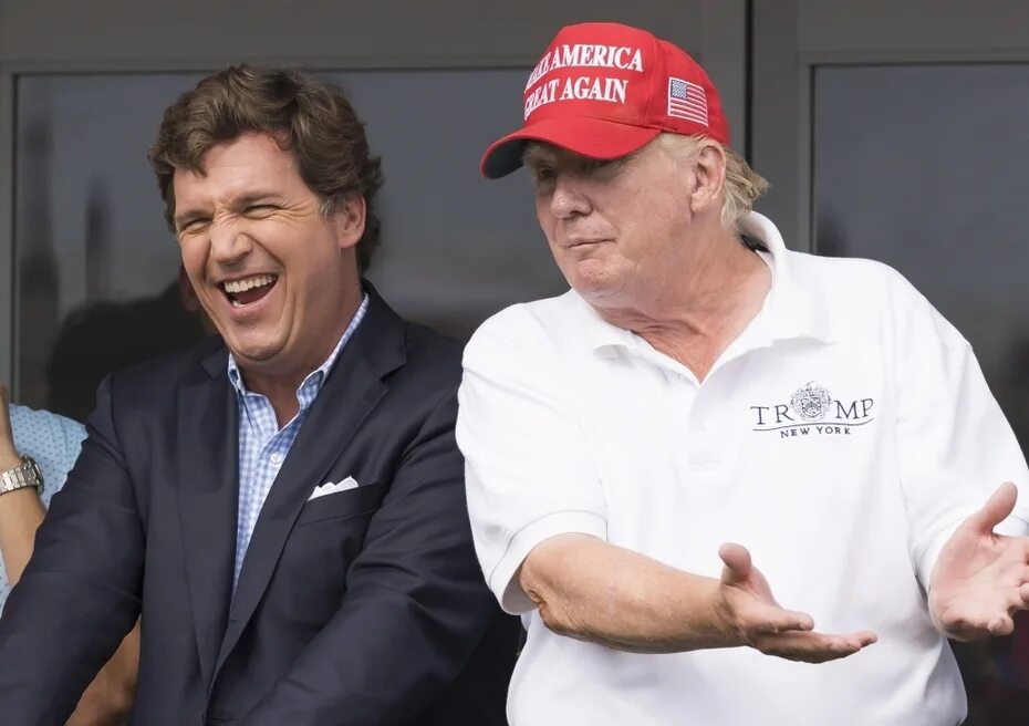 Такер карлсон fox news. Такер карлсон fox news. Такер карлсон и трамп. Tucker carlson trump. Такер карлсон фокс ньюс.
