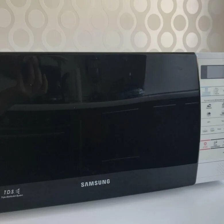 Samsung kr. Микроволновая печь samsung me88sug. Микроволновая samsung печь samsung me 711. Samsung kr. Samsung me6124st-1.