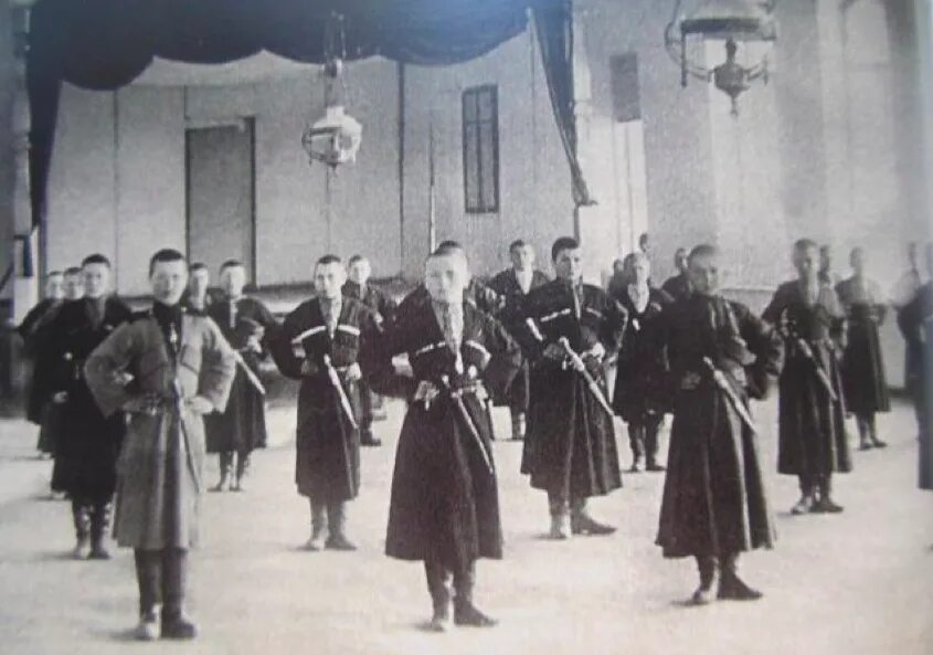 Кубань в xix веке. Школы кубани 20 век. казачьи школы 19 век. кубанской войсковой гимназии 1917. кубань 19 века.