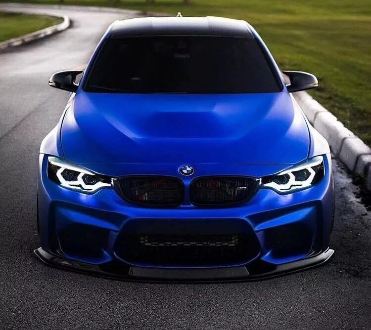 М5 крутая. БМВ м3 f90. BMW m3 синяя. БМВ м4 ф90. BMW m4 Blue.