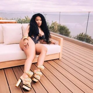 Nicki minaj b