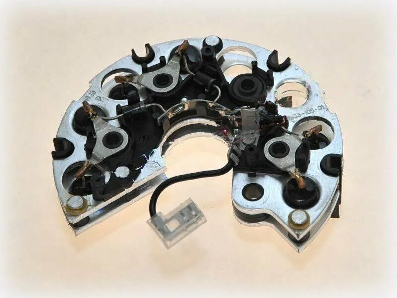 диодный мост 2110. диодный мост 2110 на иж планета. диодный мост генератора ваз 2114 80а. диодный мост генератора 2114. диодный мост генератора ваз 2114.