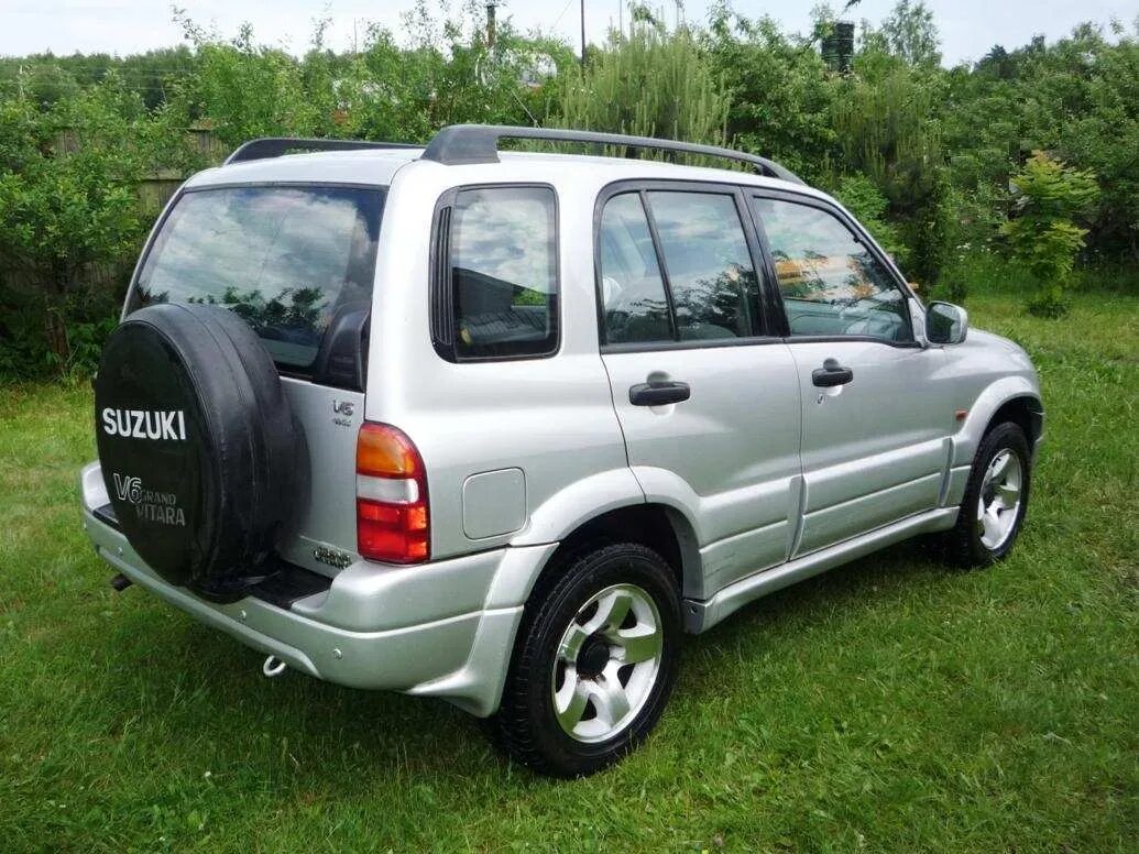 Suzuki grand vitara 2000 год. Suzuki Grand Vitara 2000. Suzuki Grand Vitara 2000г. Suzuki Grand Vitara 2000 года. Судзуки Гранд Витара 2000.