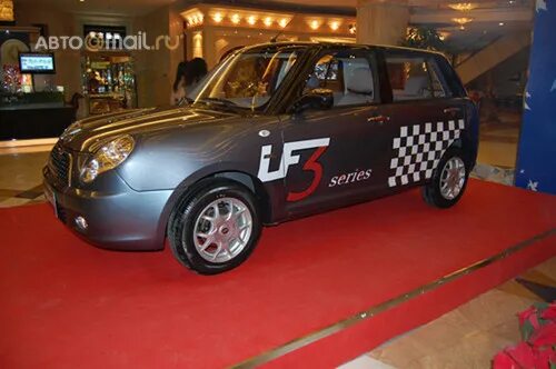 Китайский мини купер лифан. Lifan smily 320. Лифан смайл. Мини на китайском. Lifan 320 и mini cooper.