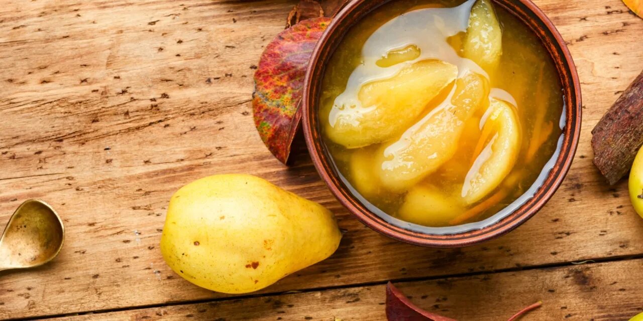 Груши в сиропе кусочками. Груши половинки в сиропе. Кусочки груши в сиропе. Груша в сиропе. Груша в сиропе.