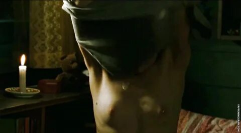 Inés Efron Nude.