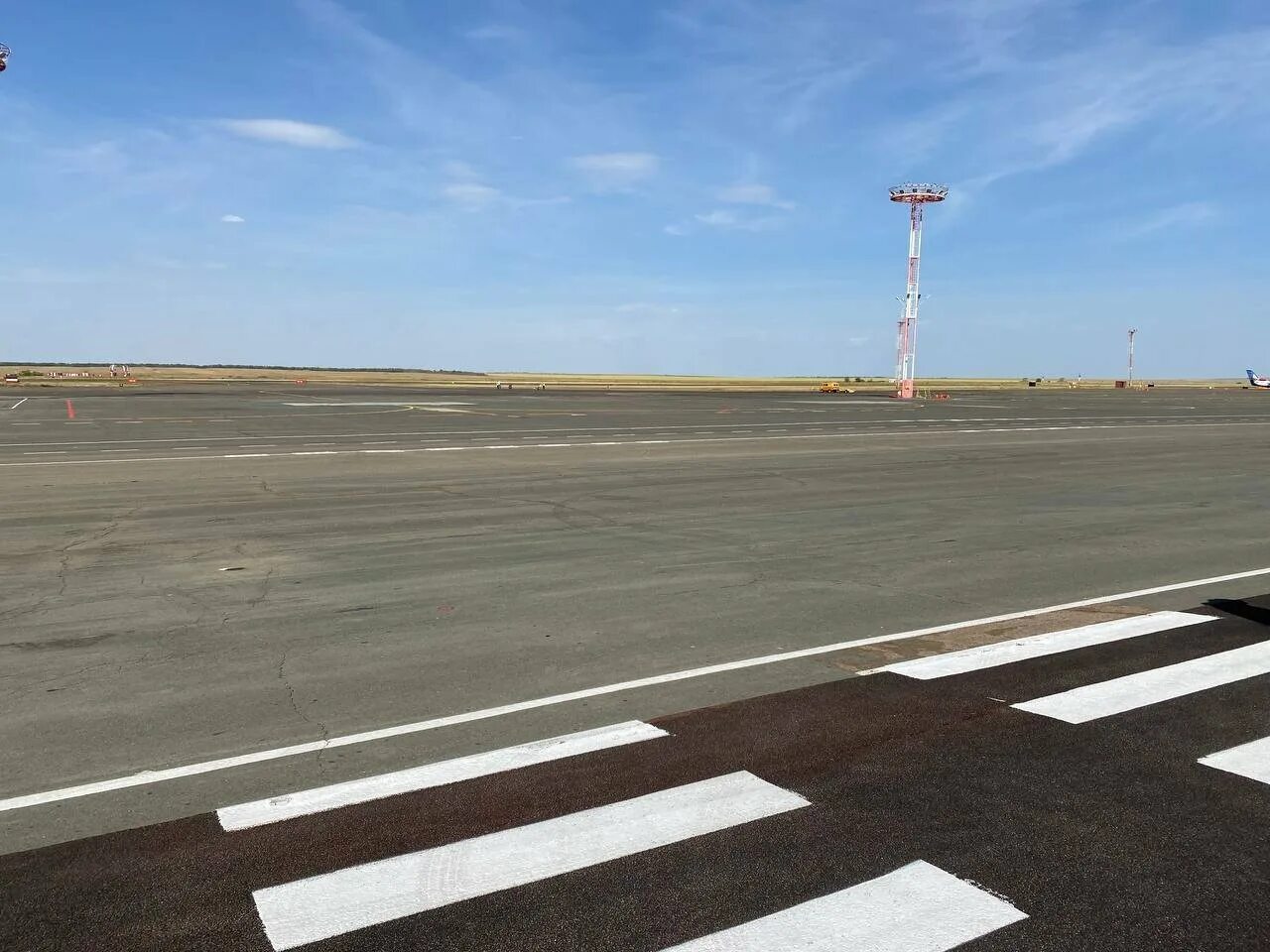Впп 9. Впп аэропорта оренбург. состояние впп аэропорт оренбург. взлетная полоса. взлётно-посадочная полоса.