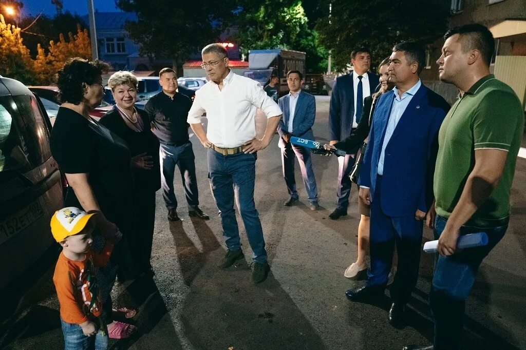 Вручение ключей. Новости уфы сегодня свежие уфа рб. Ульфат мустафин похороны. Новости уфы сегодня свежие уфа рб. Ульфат мустафин похороны.