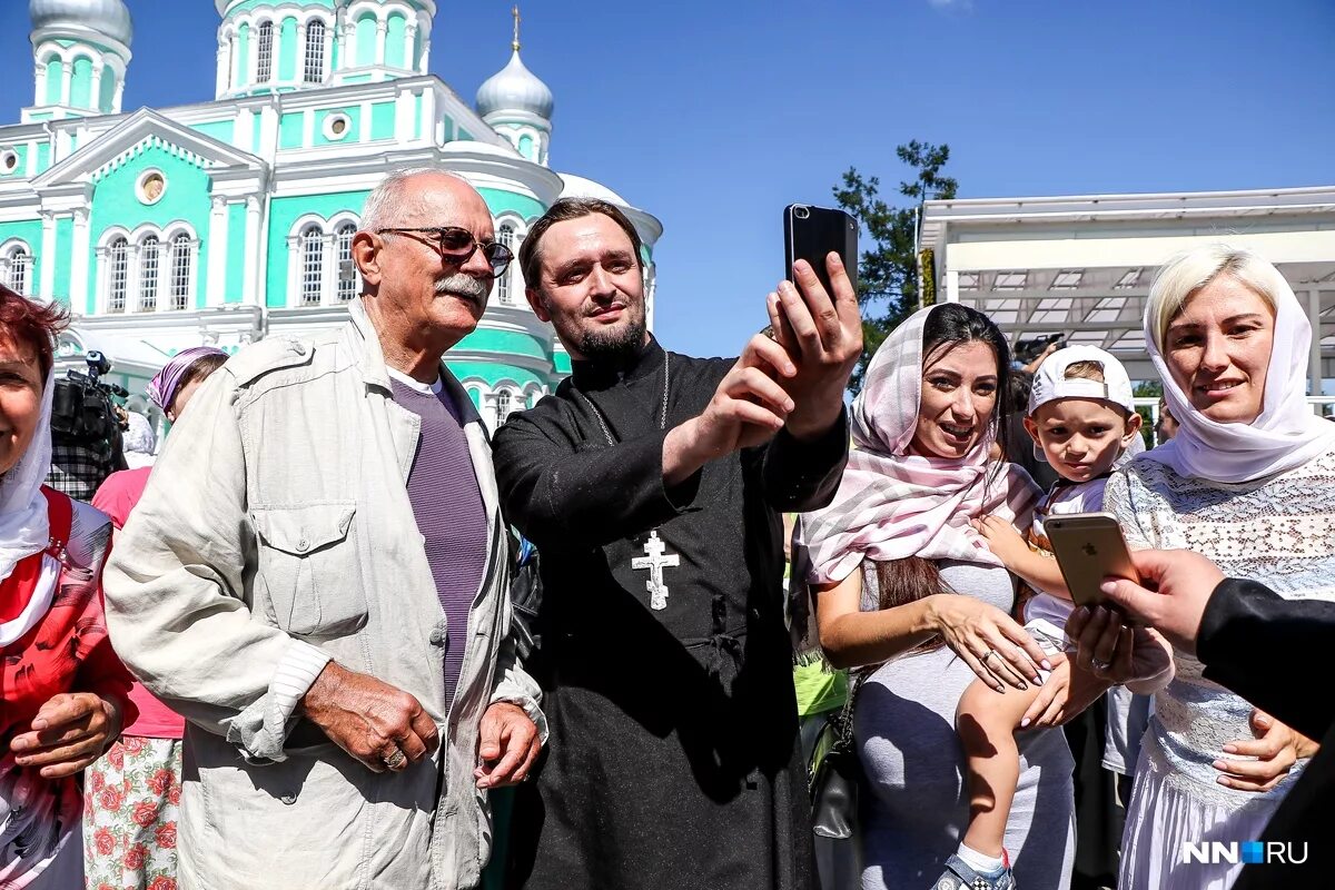 Родственники из сибири приехав в москву впр