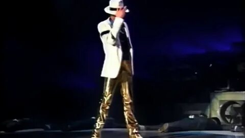 Smooth criminal ant