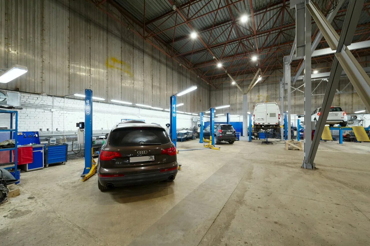 Автосервис кузовной ремонт. Воронежский автосервис. Героев сибиряков 35б воронеж. Carzone воронеж героев революции. Воронежский автосервис.