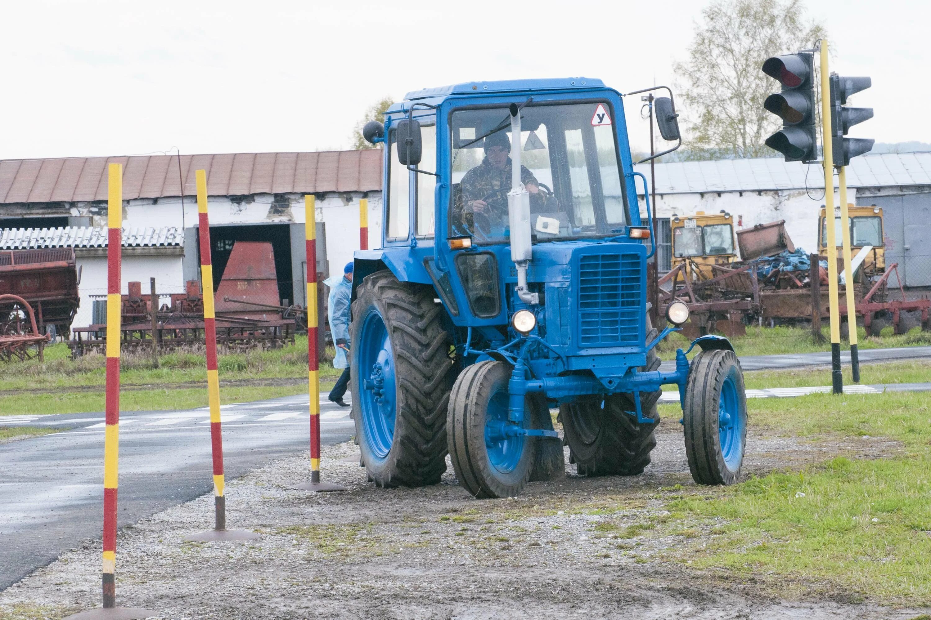 Мтз т 40 трактор. Мтз т 40 трактор. Мтз т 40 трактор. Трактор 40 а т 40а. Лтз-40 трактор.