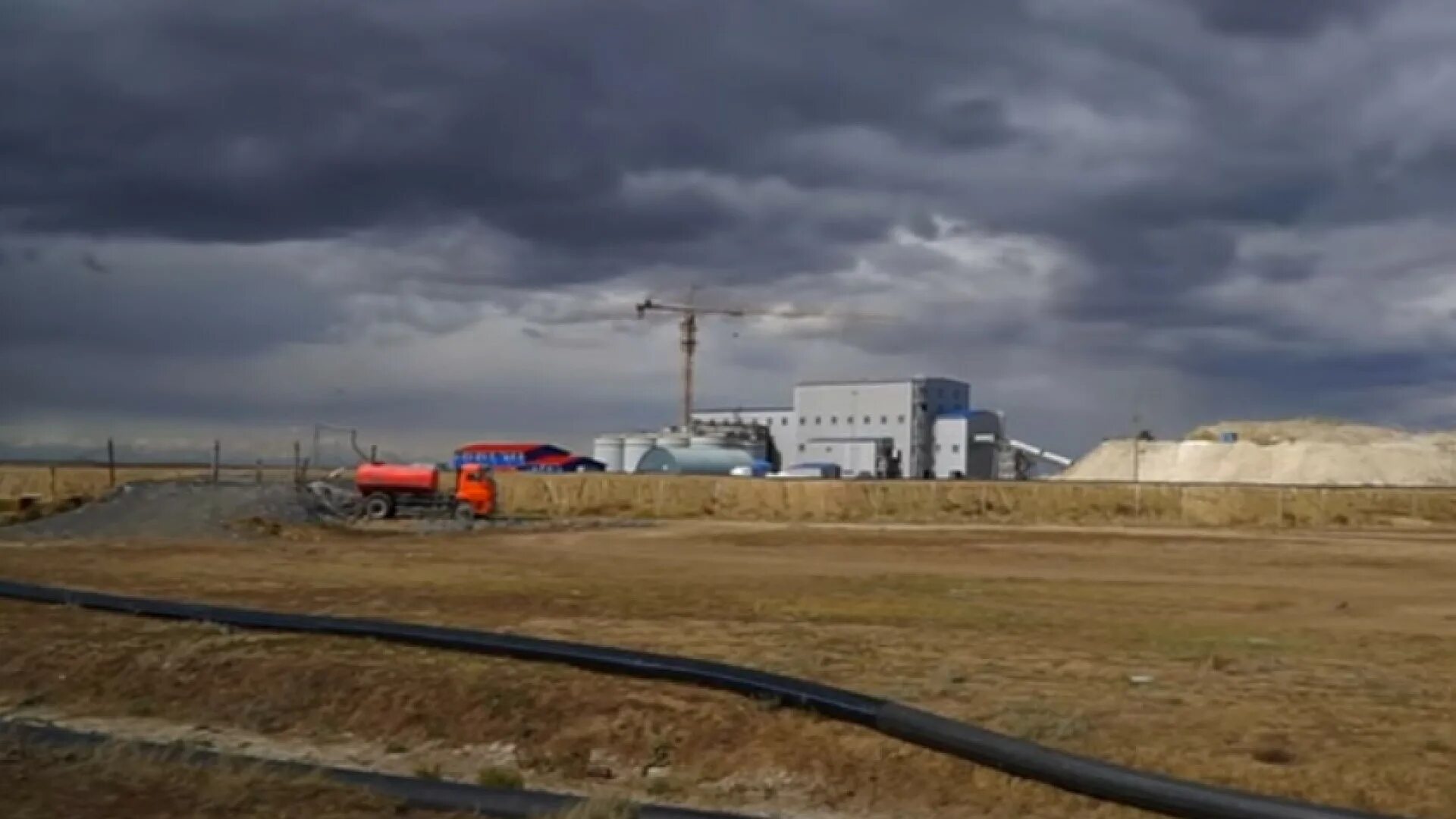 Рудник аксу. Аксу степногорск казахстан. Рудник аксу казахалтын. Жолымбет месторождение. Жолымбет рудник.