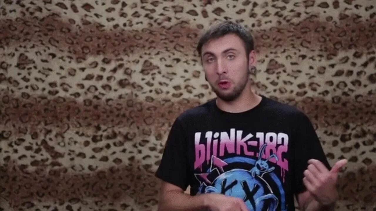 Фон макс +100500. Макс плюс 100 500. Макс 100 500. Рост 100 500. Пюс 100 500.