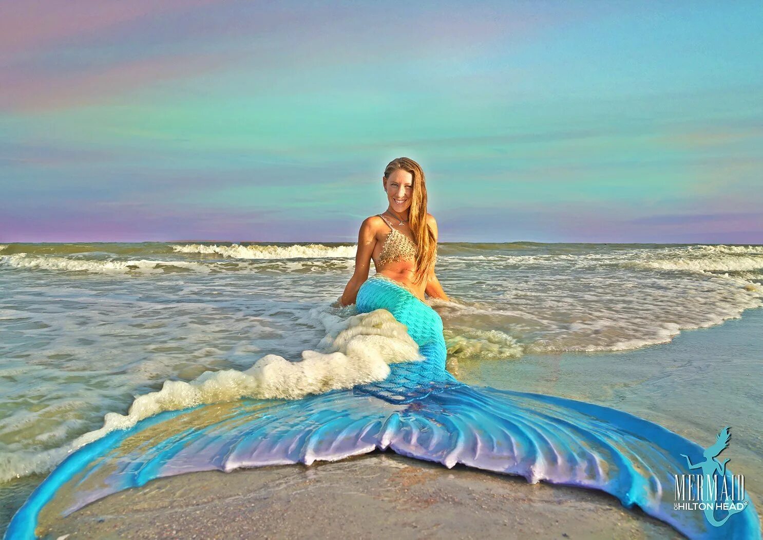 Фотосессия русалка. Русалочка на берегу. Девушка русалка. Красивые русалки. Русалочка на берегу.