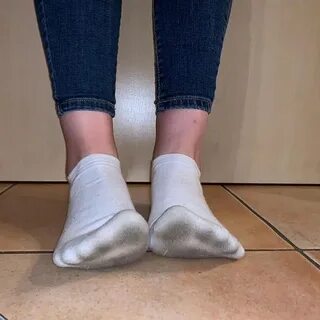 Trampling face feet