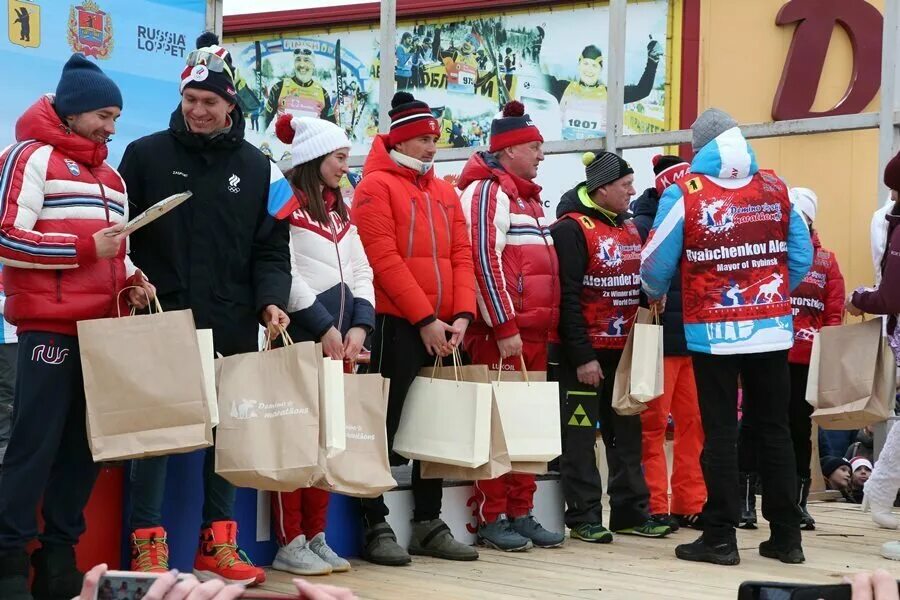 Участники Деминского марафона 2022. Деминский лыжный марафон награждение. Большунов Деминский марафон.