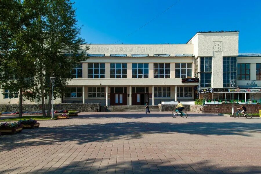 Фабрика кухня узтм екатеринбург. Екатеринбургская академия современного искусства ул культуры 3. Бульвар культуры 3 цк орджоникидзевский. Екатеринбургская академия современного искусства ул культуры 3. Цк орджоникидзевский.