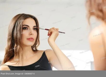 Doing make up