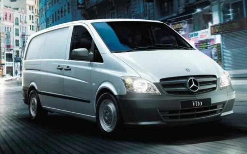 Мерседес вито купить б у. Мерседес Вито 2012. Мерседес Бенц Вито 2012. Mercedes Vito 119 2012. Минивэн Мерседес Вито белый.