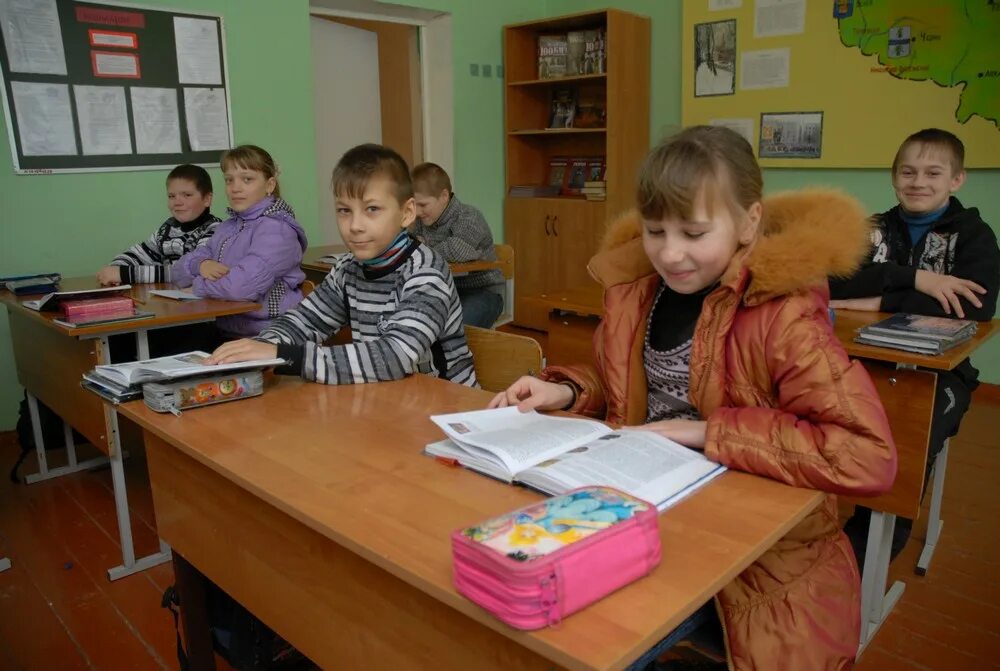 14 декабря учимся. Гимназия 1530 школа ломоносова. Разговоры о важном учитель. Ученики 10 школы шадринска. Школа номер 3 г гремячинска.