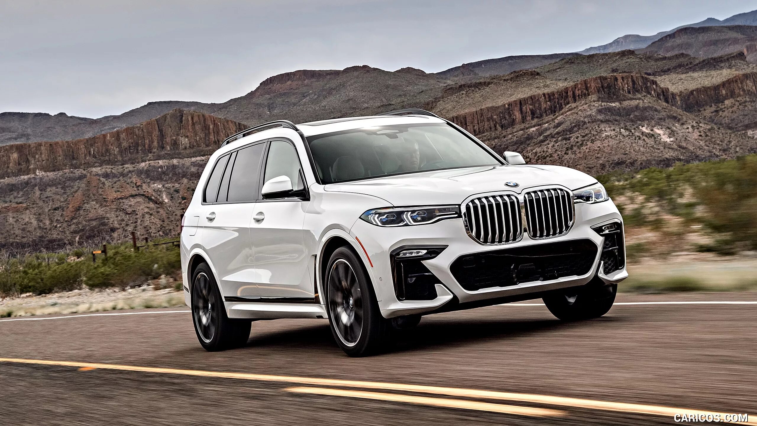 Новая икс 7. BMW x7 xdrive50i. BMW x7 2018. BMW x5 2022. БМВ Икс 7 белый.