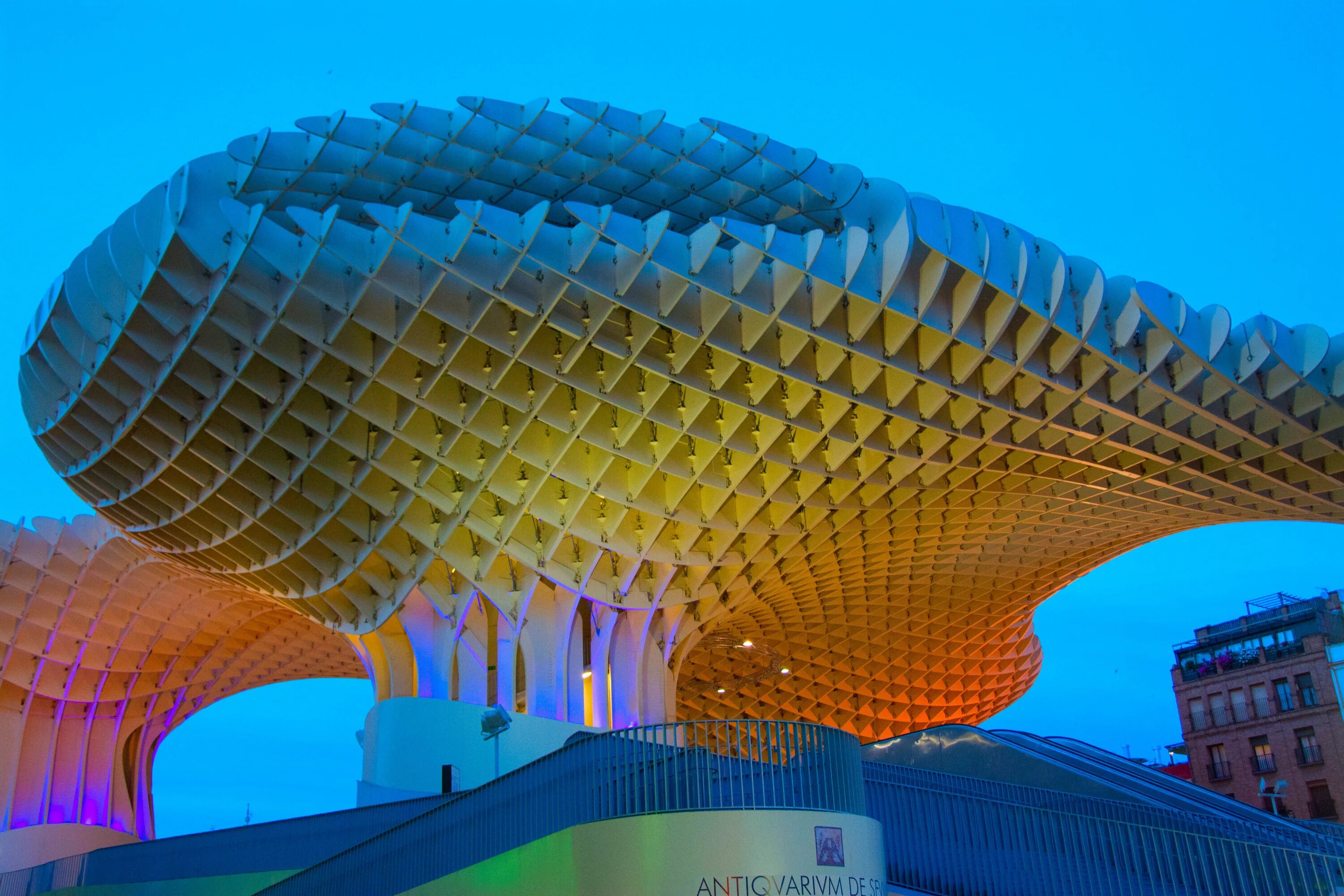 Building structures