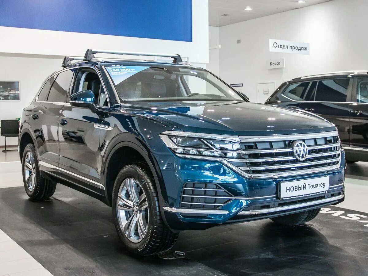 Volkswagen touareg 2018. VW Touareg 2018. Фольксваген внедорожник новый Туарег. Туарег Аквамарин 2021. Туарег 3 Аквамарин.