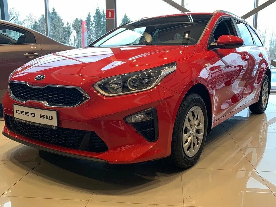 Киа 2019. Киа СИД 2019 красный. Kia Ceed универсал красный 2019. СИД красный 2021. К 5 Киа Люкс красный.