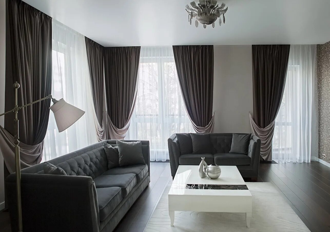 Шторы в интерьере. Двусторонние шторы для гостиной. Шторы в гостиную в современном. Шторы двухсторонние бирюзовые. Двухсторонние шторы.