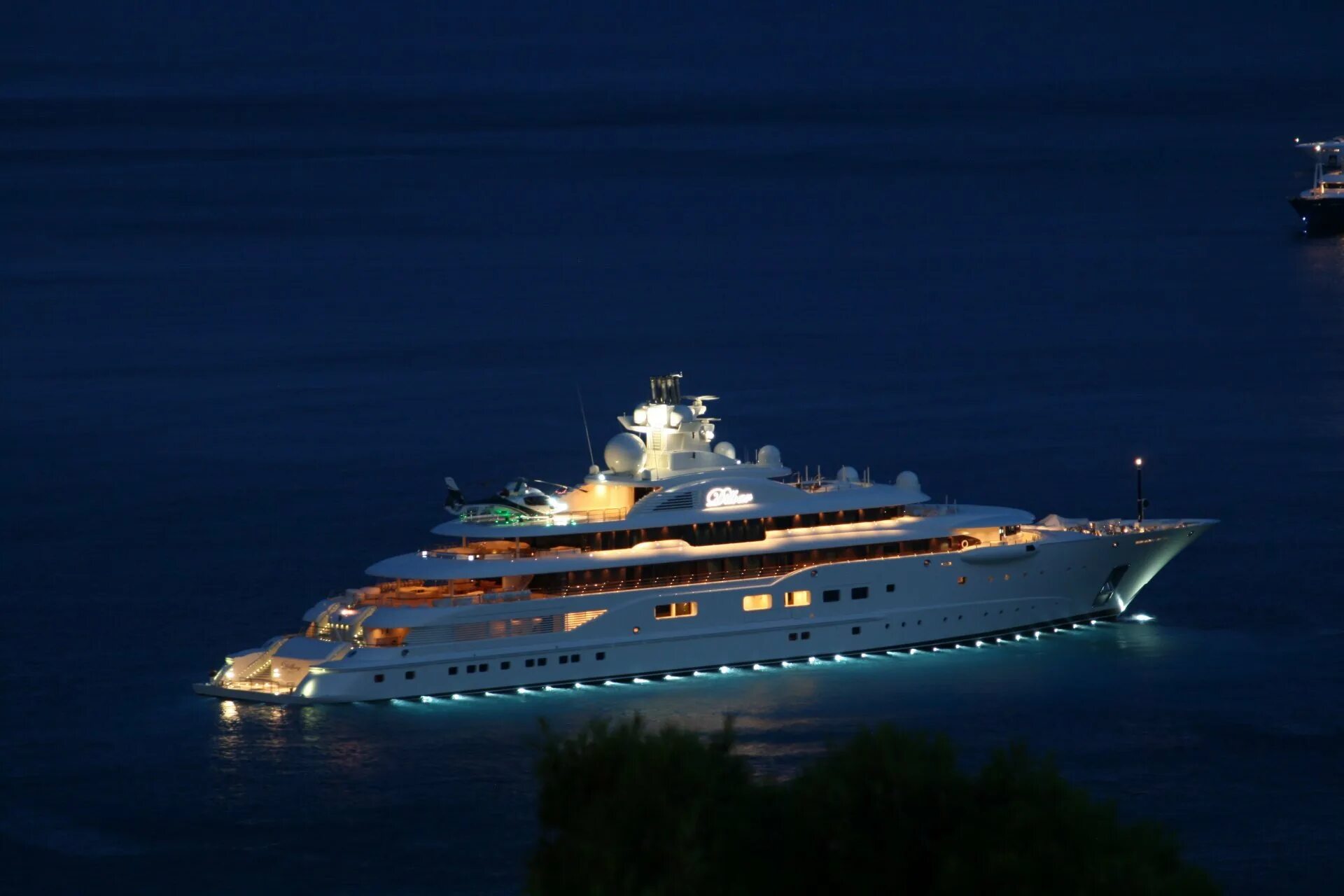 Ship yacht