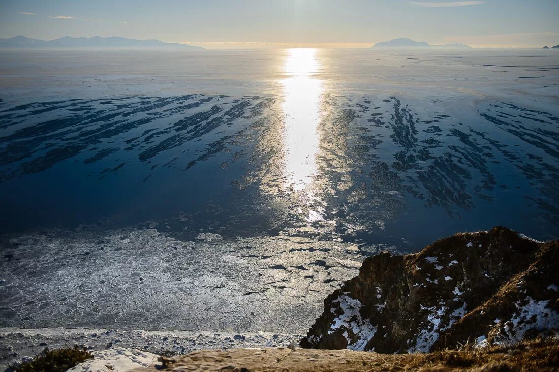 Океан в реальном времени. Берег Охотского моря Камчатка. Сахалин побережье Охотского моря. Охотское море Охотск. Охотское море тихий океан.