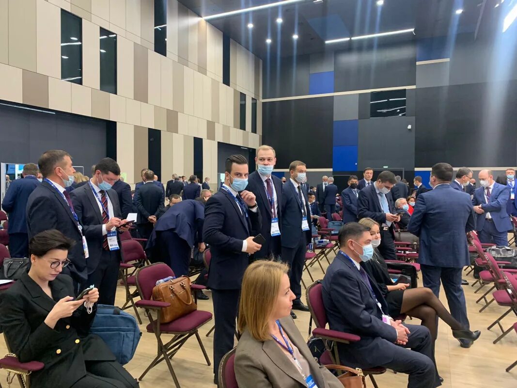 Форумы питер 2025. Пмгф 2025. пмгф 2025. пмэф 2025. петербургский международный газовый форум 2025.