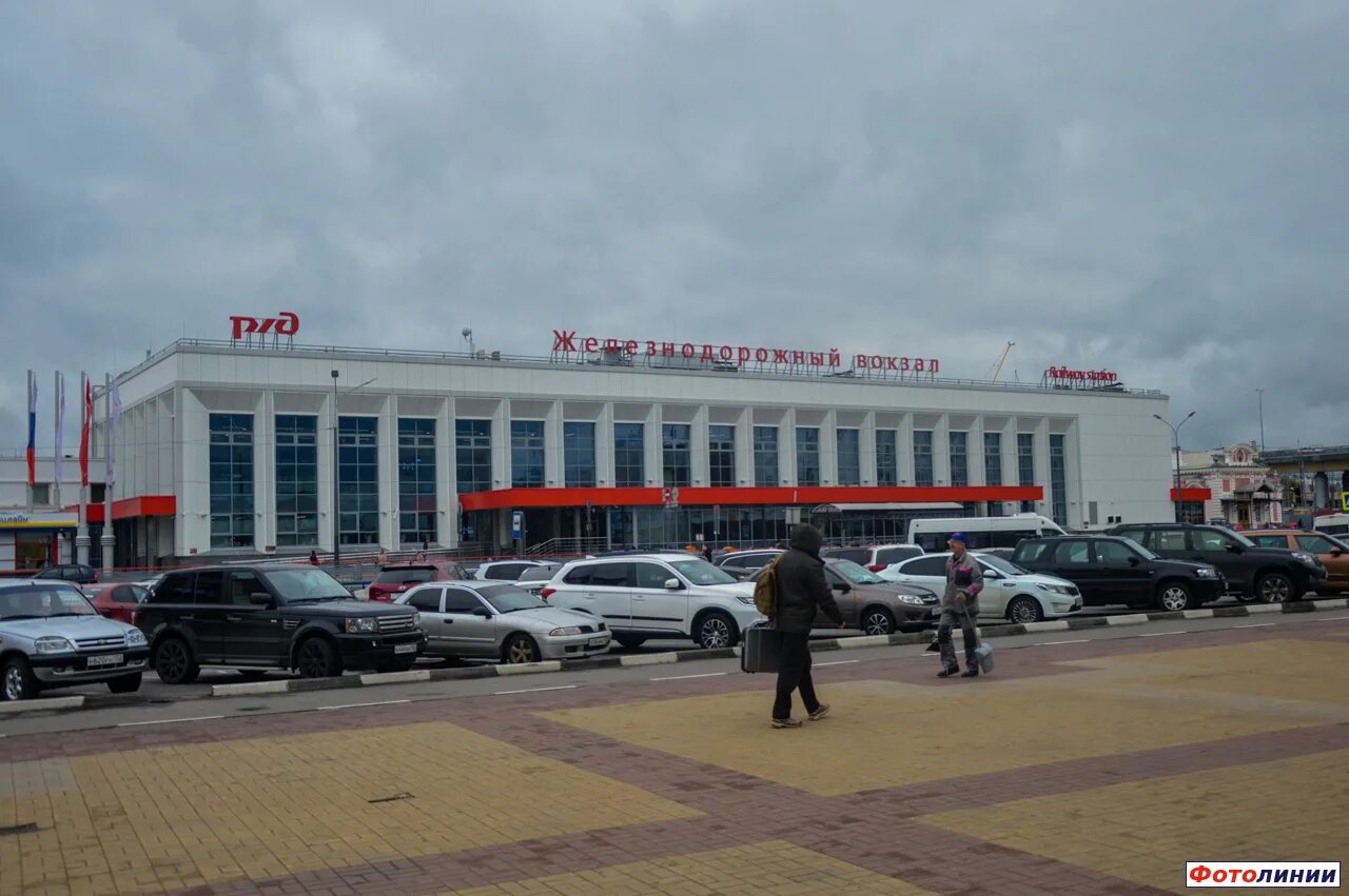 Станция московская нижний новгород. Площадь революции нижний новгород. Ж/д вокзал нижний новгород. Московский вокзал нижний новгород. Московский вокзал нижний новгород.