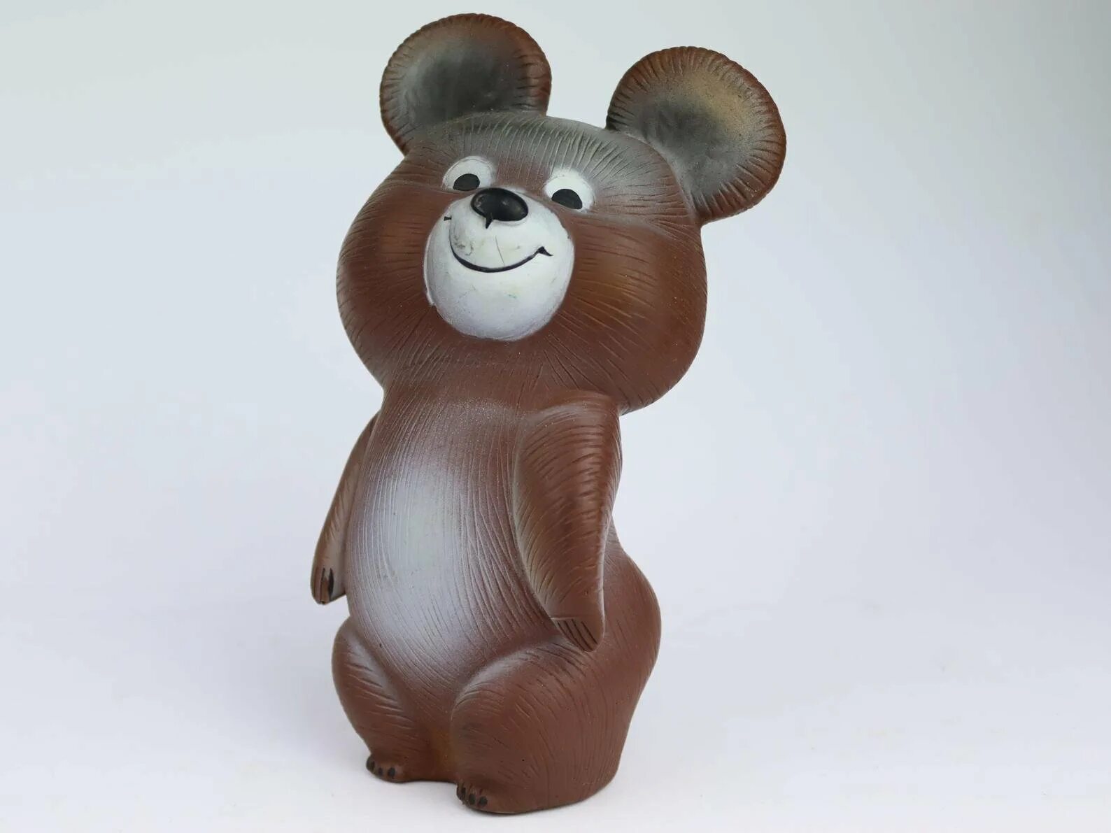 Олимпийские мишка игрушка. Олимпийский мишка 1980 игрушка. Олимпийский мишка 1980 резиновая игрушка. Олимпийские мишка игрушка. Олимпийские мишка игрушка.