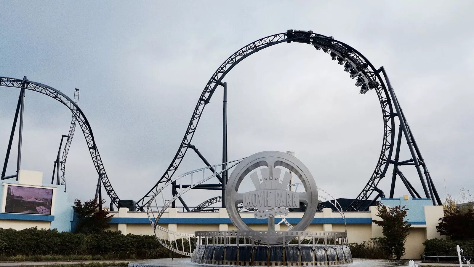 Муви парк. Movie park germany ботроп. муви парк германия аттракцион. европа парк германия хэллоуин. парк берне в ботропе.