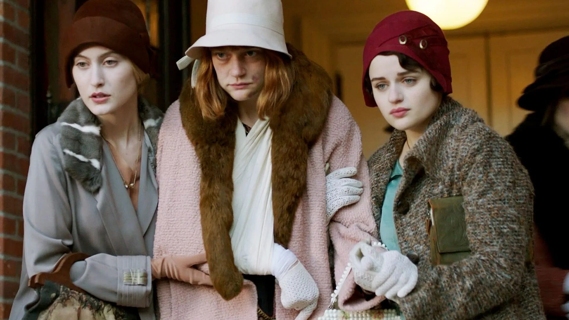 Радивая челюсть фото. Радиевые ванны 20 века. Радивая челюсть фото. Радивая челюсть фото. Радиевые девушки грейс фрайер 1899-1933.