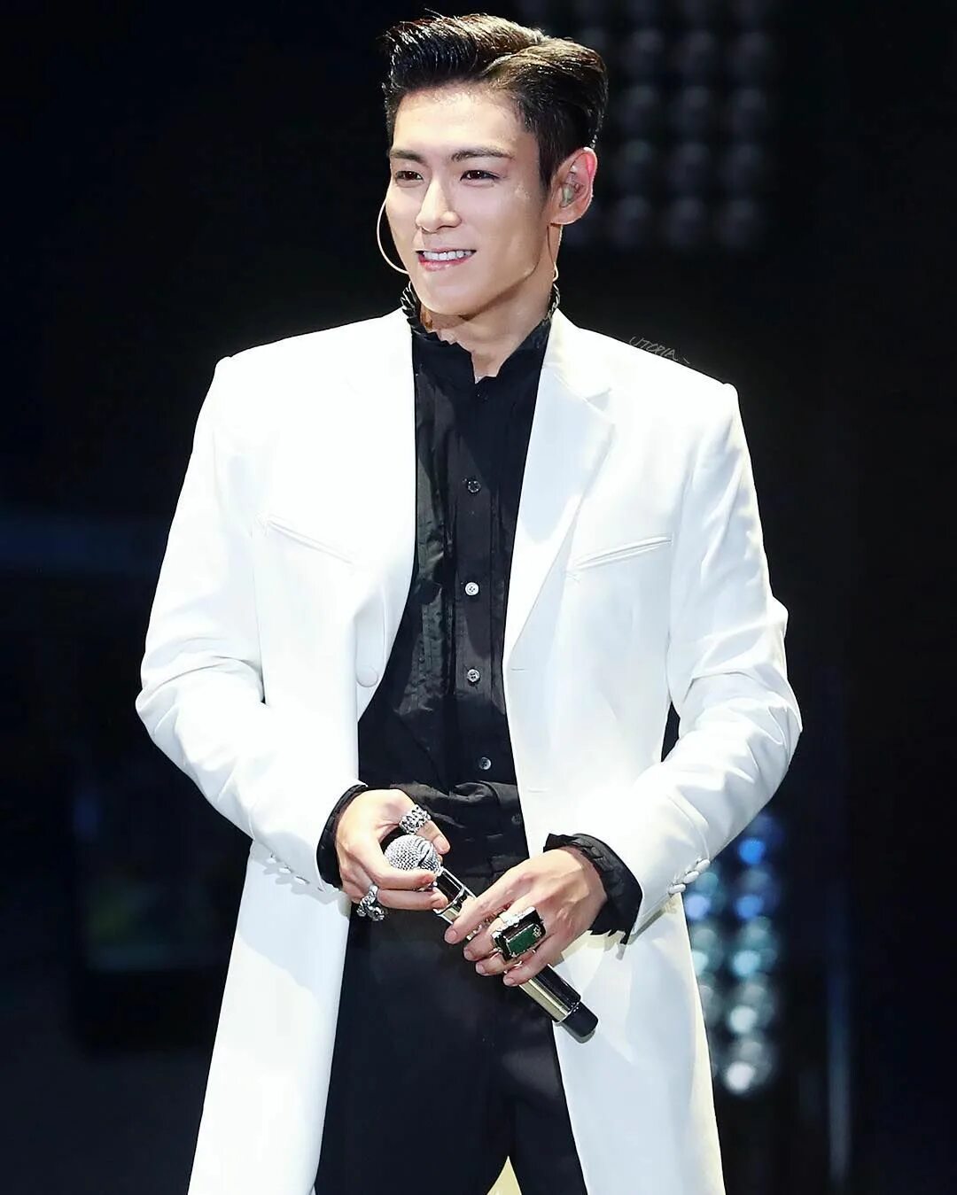 T.O.P (BIGBANG). Top big Bang. Big Bang ТЭ сон. Top в костюме Биг бэнг. Bang top