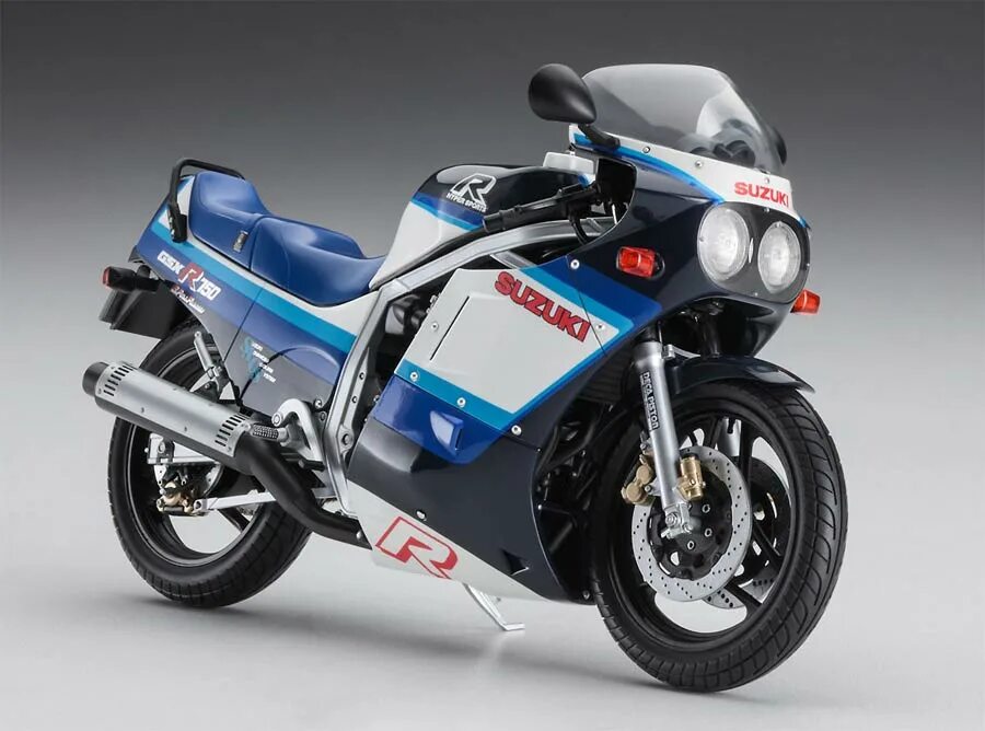 Сузуки gsx купить. Suzuki GSX-R 750. Сузуки 750 GSX R. Мотоцикл Сузуки GSXR 750. Судзуки GSX 750.