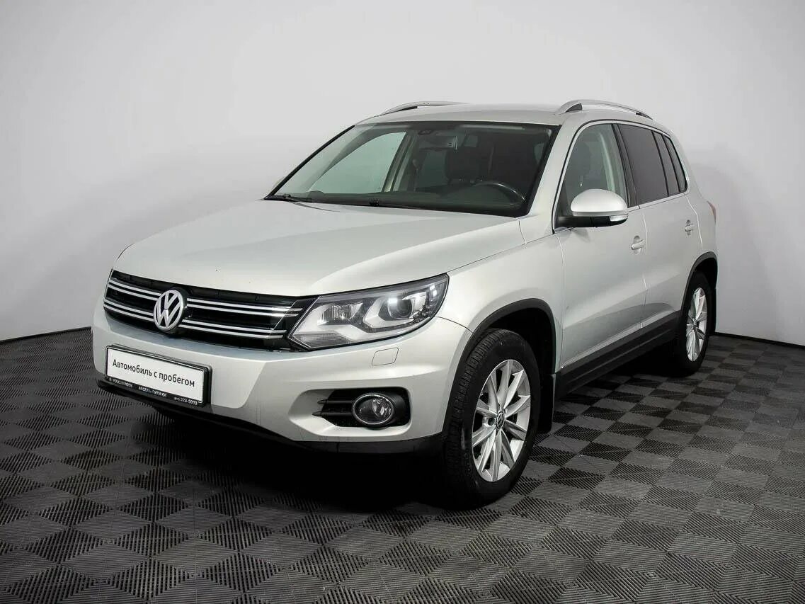 Купить тигуан с пробегом в татарстане фольксваген. Volkswagen Tiguan i 2012. VW Tiguan 2012. Volkswagen Тигуан 2012. Фольксваген Volkswagen Tiguan 2012.