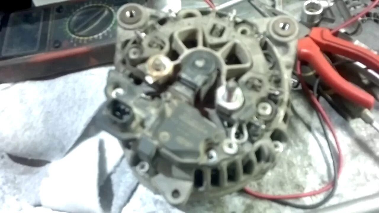 Щетки генератора рено меган 2 1. Щетки генератора рено логан 2. Генератор рено логан 1. 4. 4.