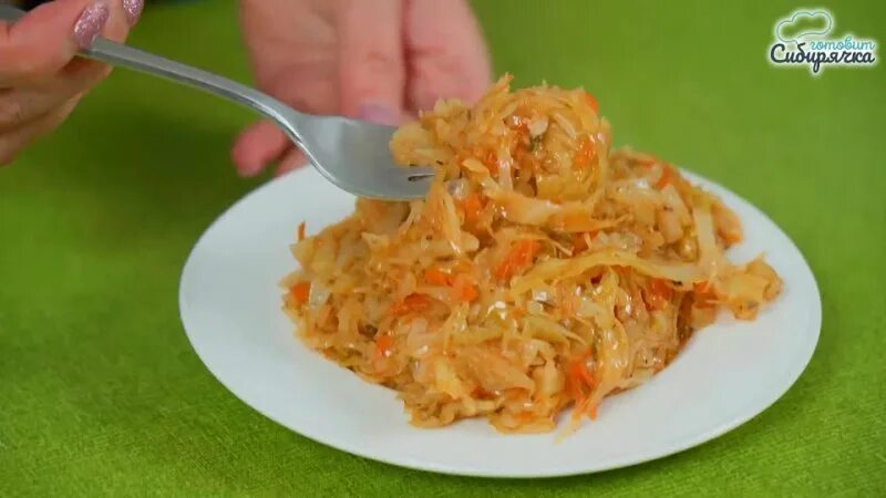 тушеная капуста без томата. капуста тушёная на сковороде рецепты без томатной пасты. капуста тушеная с морковью и томатом. капуста без томатной пасты. салат из капусты с томатной пастой.