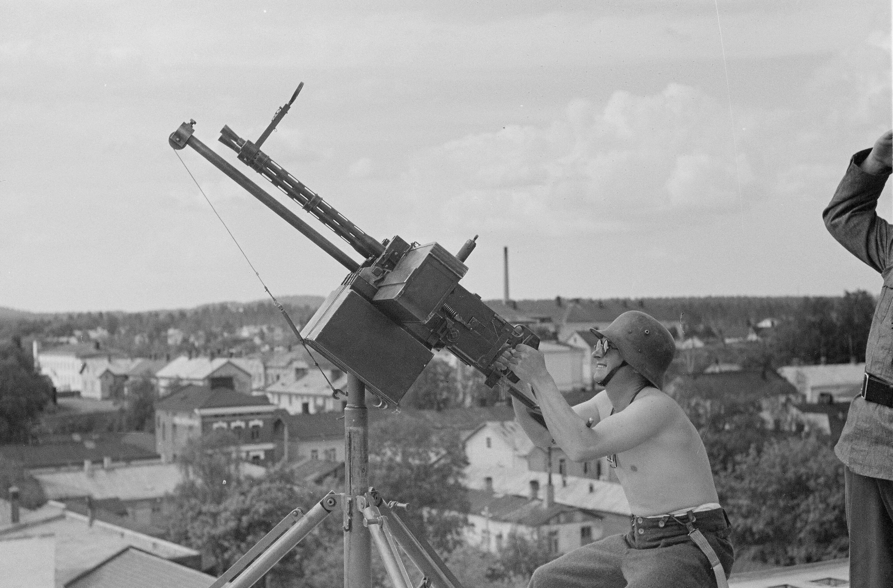 Финское пво. 7,62 ITKK 31 VKT. Зенитная тренога Кондакова 1928. Пулемет Лахти. Зенитки на крышах домов.