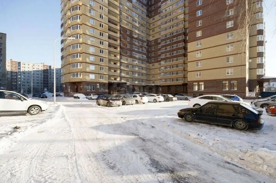 Тюменская 10 2. Ул. Тюменская 10 2. Тюмень дом на эрвье 10. Тюменская 10 2.