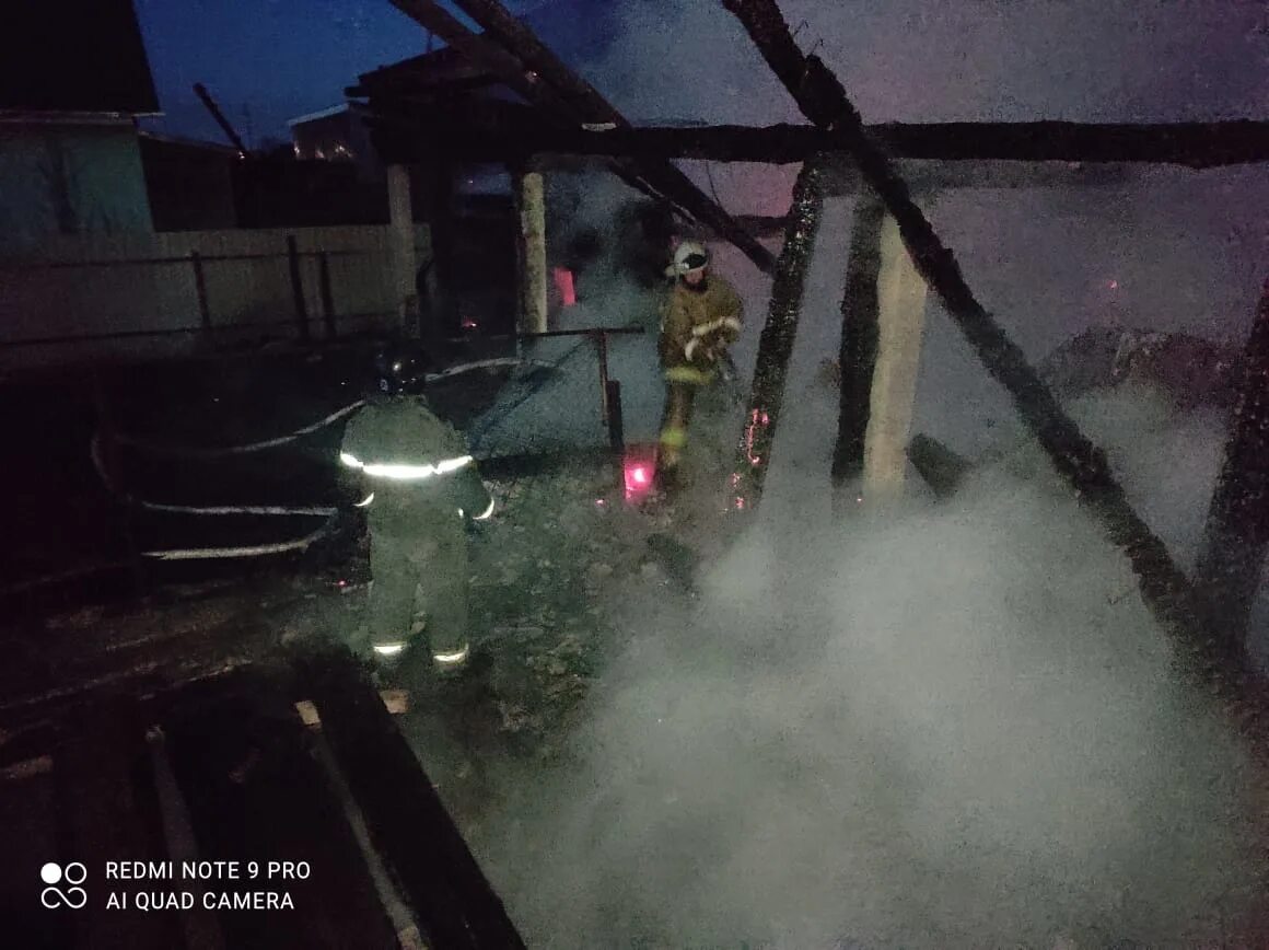 Пожар в красноуфимске. Пожар в красноуфимске. Пожар в красноуфимске. Красноуфимский район пожары. Пожар в красноуфимске.